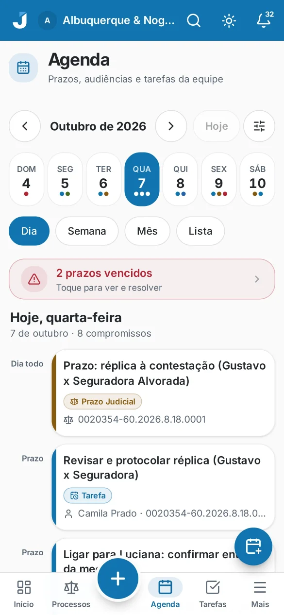 Agenda do JurisPark no celular, com a faixa dos dias da semana e os compromissos de hoje.